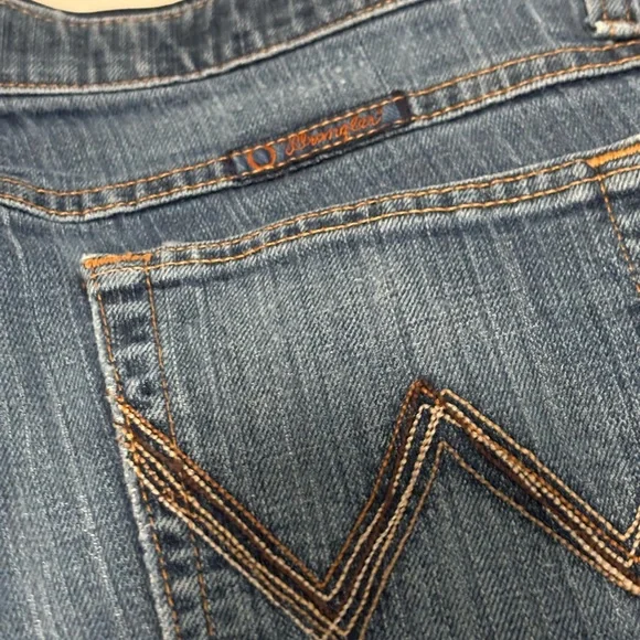 Wrangler Q-Baby Bootcut Jeans No Gap Waistband – Size5/6 X34 - Picture 6 of 9